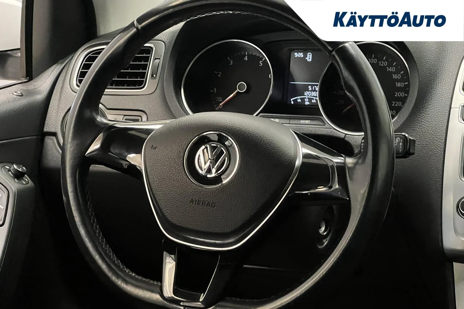 VOLKSWAGEN Polo CKC-208 carousel image