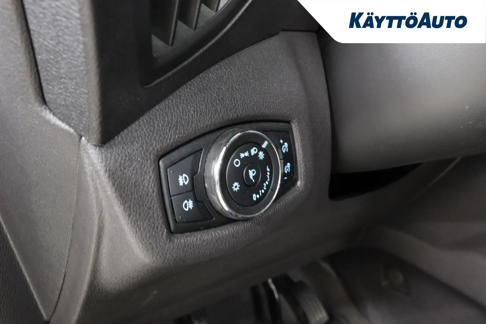 FORD Transit Connect XOO-447 carousel image