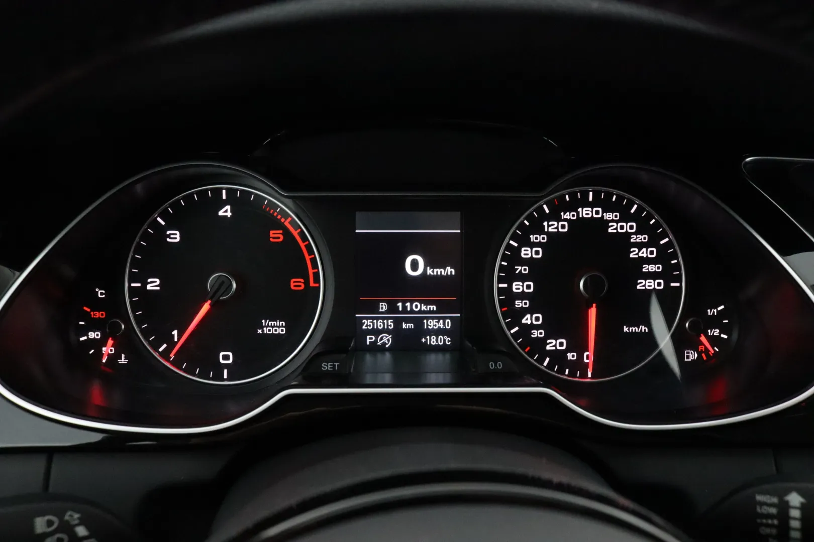 AUDI A4 allroad quattro TZP-703 carousel image