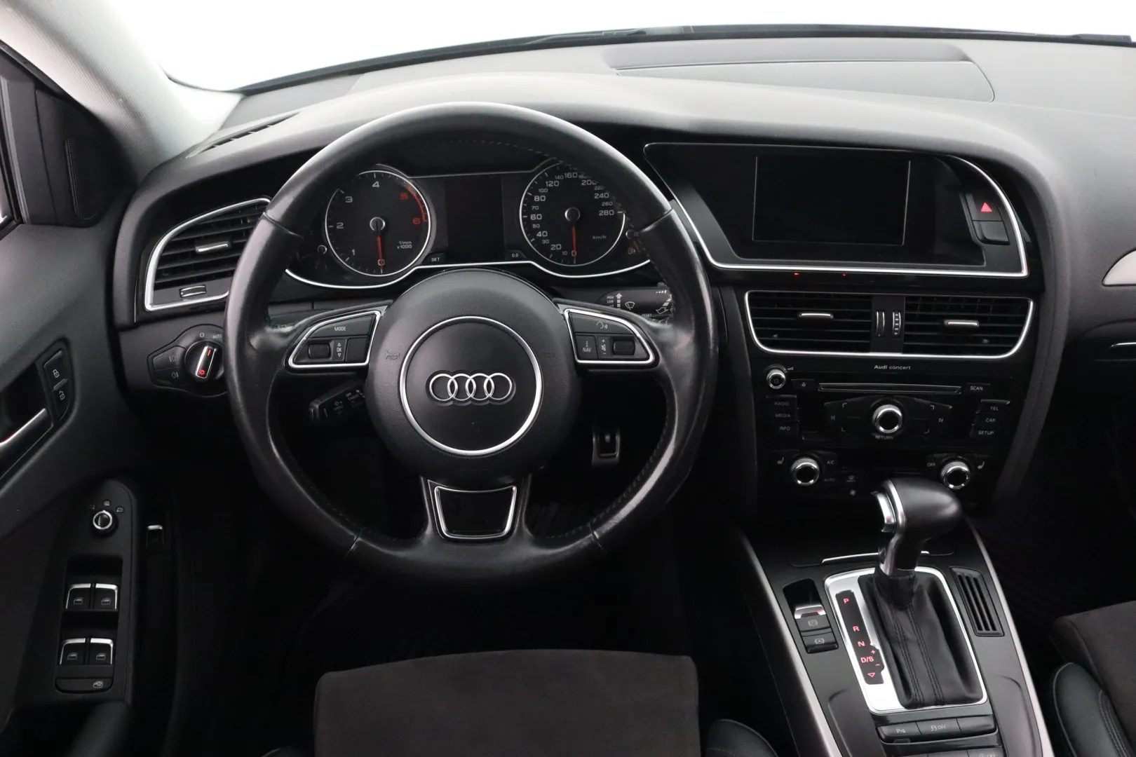 AUDI A4 allroad quattro TZP-703 carousel image