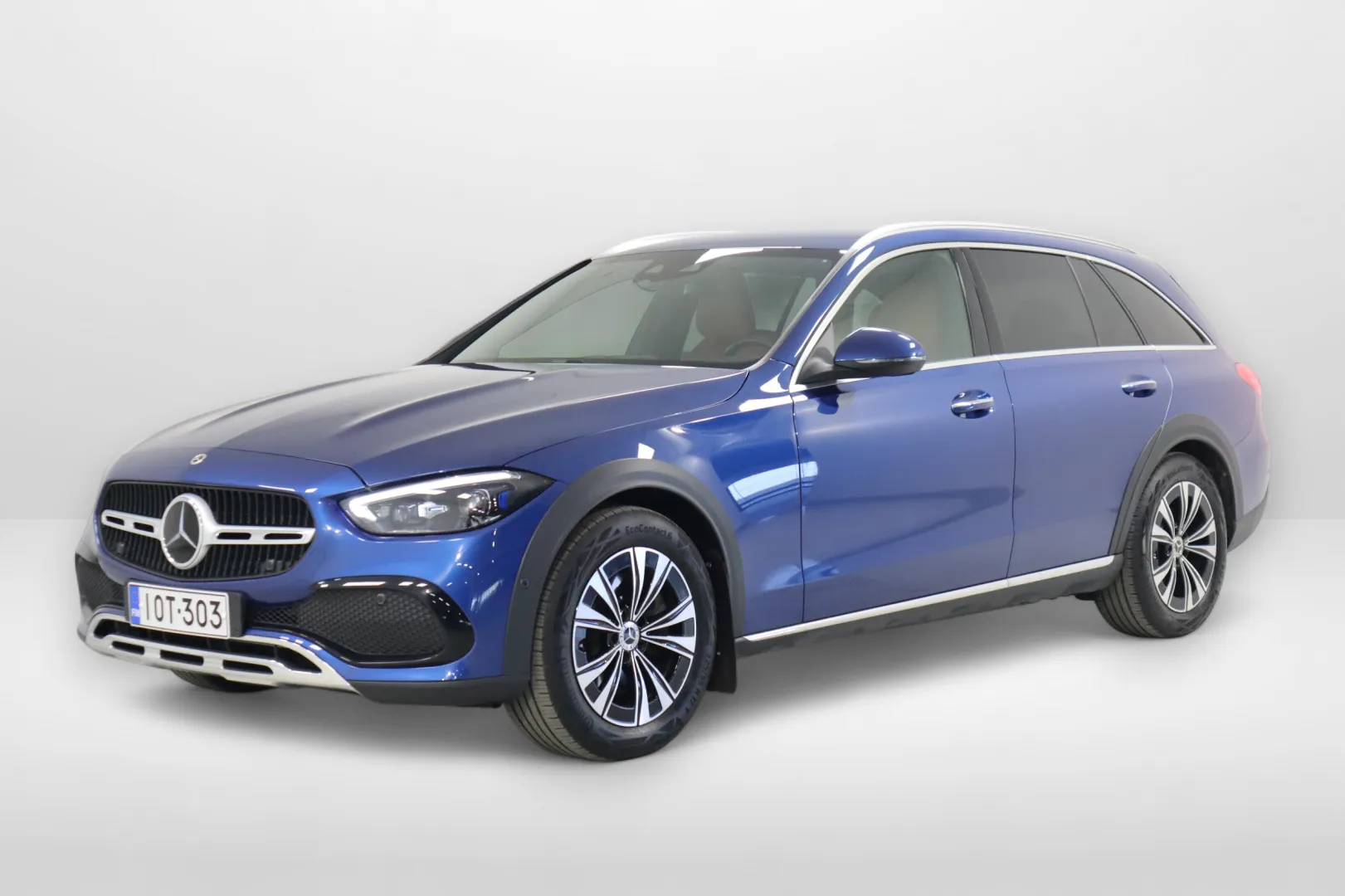 MERCEDES-BENZ C IOT-303 carousel image