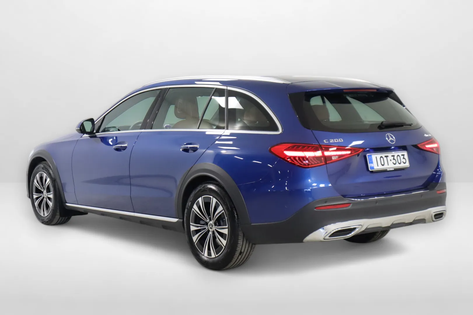 MERCEDES-BENZ C IOT-303 carousel image