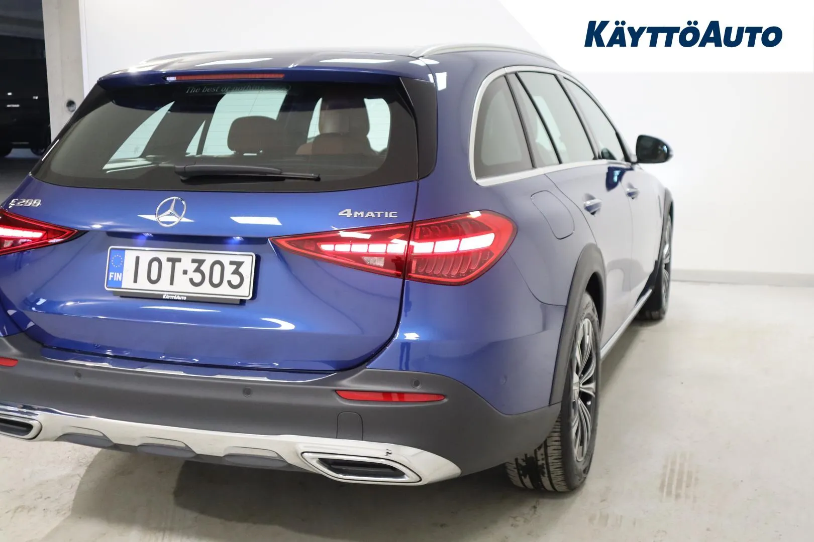 MERCEDES-BENZ C IOT-303 carousel image