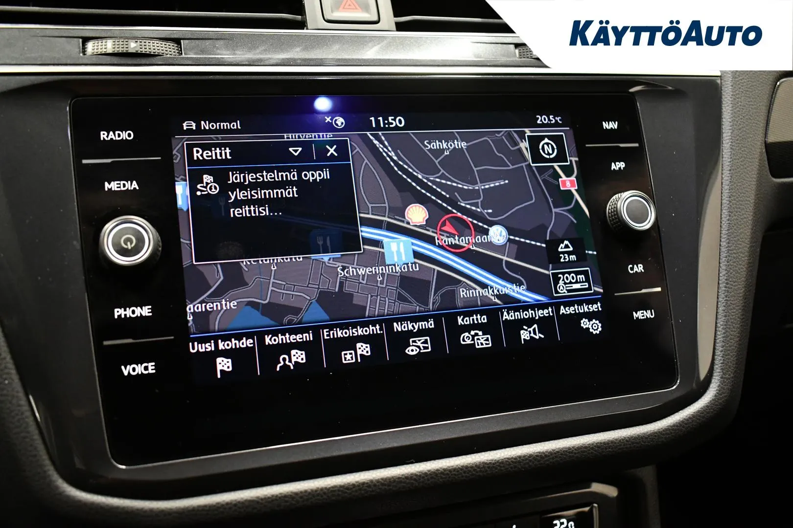 VOLKSWAGEN Tiguan Allspace YLO-352 carousel image