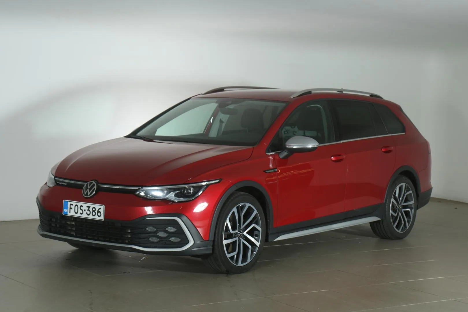 VOLKSWAGEN Golf FOS-386 carousel image