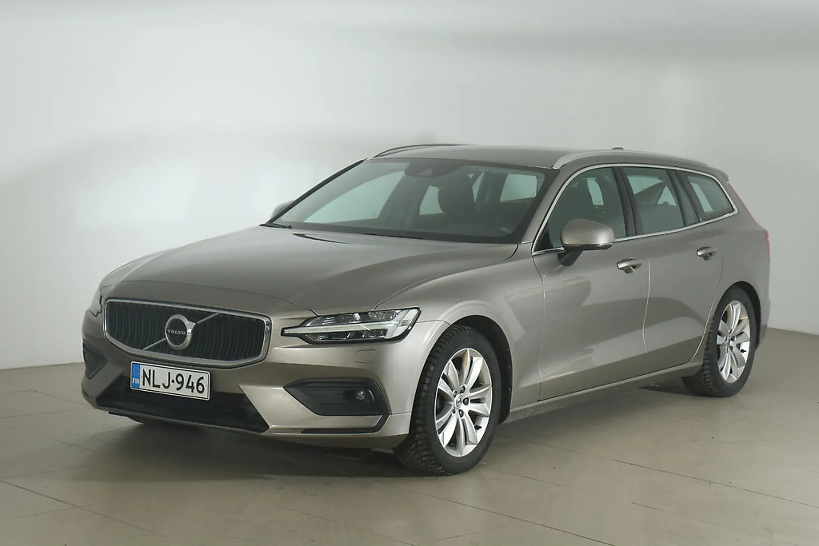 Volvo V60 NLJ-946 carousel image