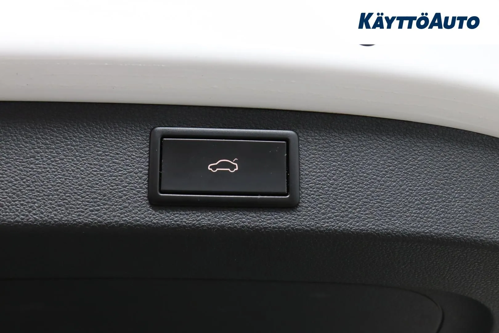 SKODA Kodiaq XPJ-120 carousel image