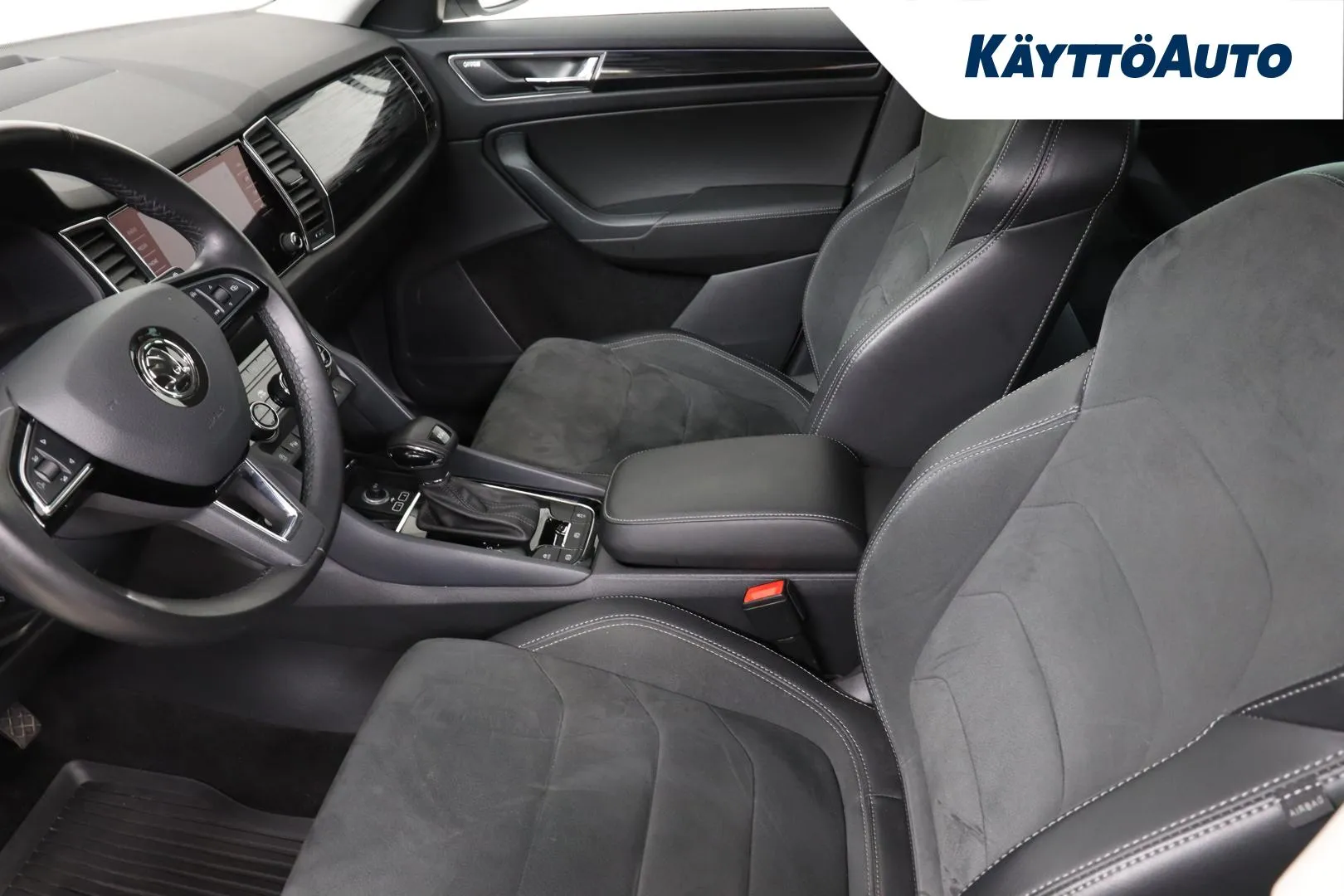 SKODA Kodiaq XPJ-120 carousel image