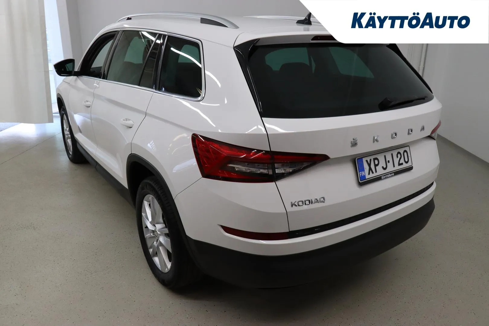 SKODA Kodiaq XPJ-120 carousel image