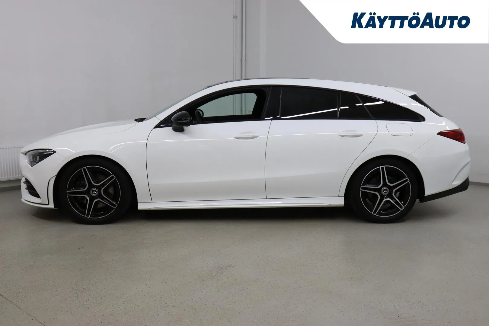 Mercedes-Benz CLA GOF-560 carousel image