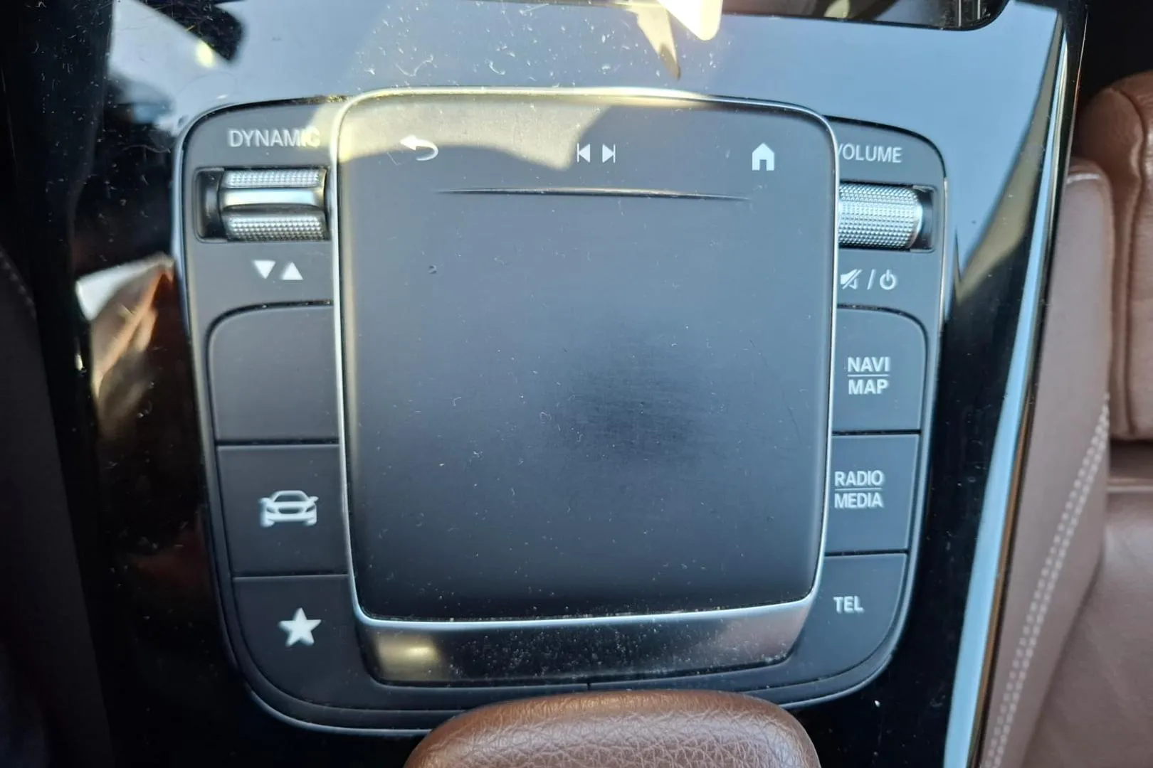 Mercedes-Benz CLA GOF-560 carousel image