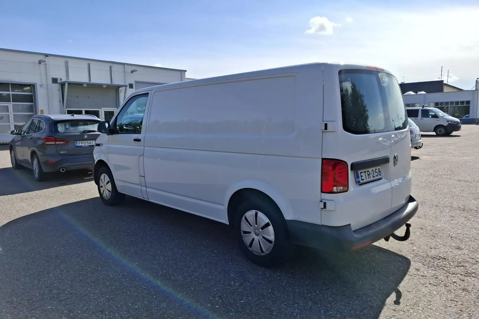 Volkswagen Transporter ETR-258 carousel image