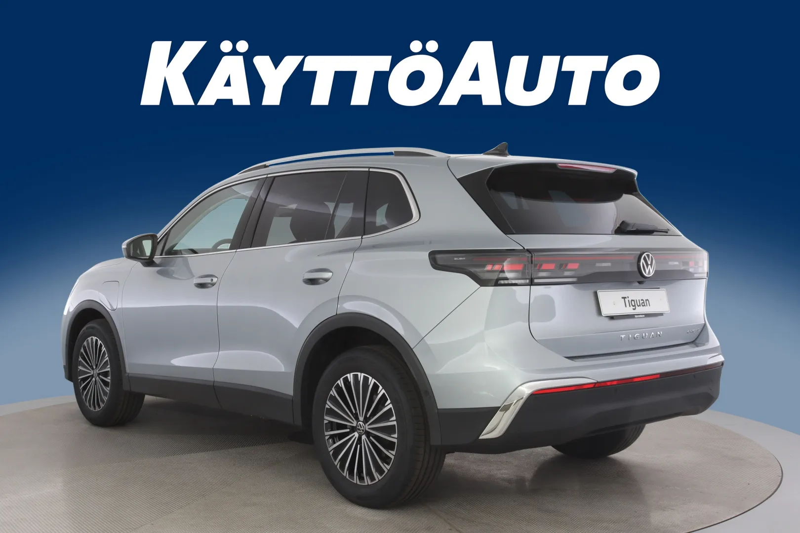 Volkswagen Tiguan CSO-313 carousel image