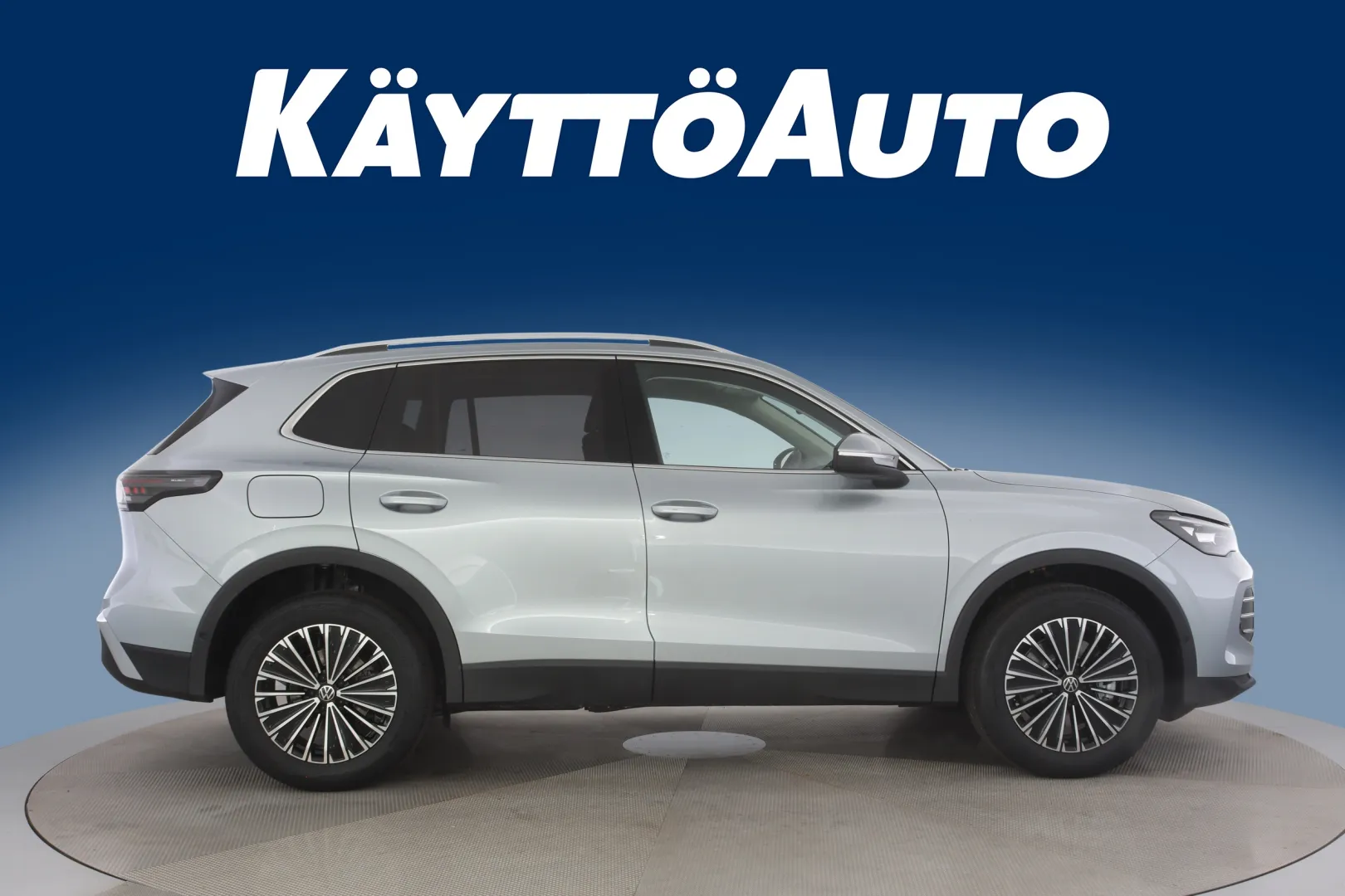 Volkswagen Tiguan CSO-313 carousel image