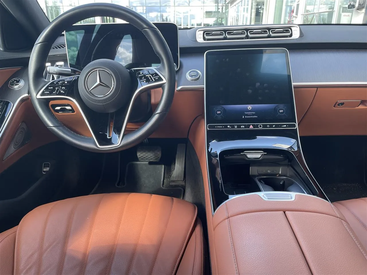 MERCEDES-BENZ S FOR-830 carousel image