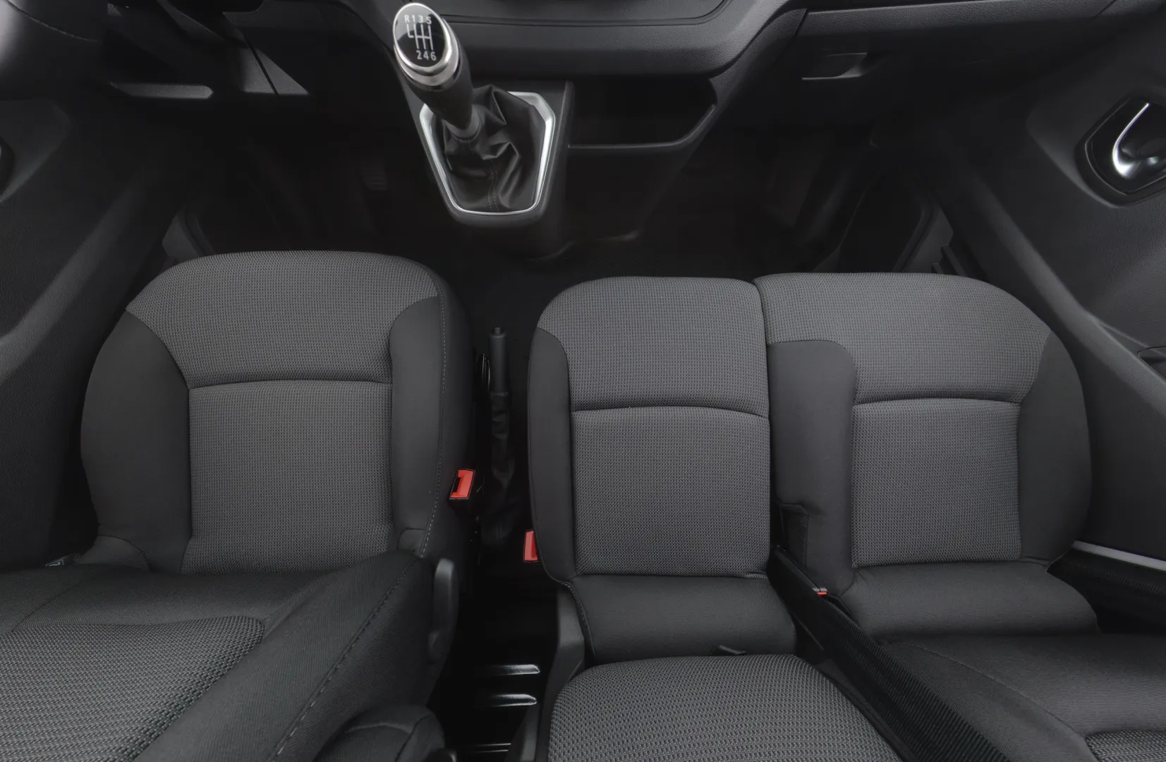 Nissan Primastar CSN-713 carousel image