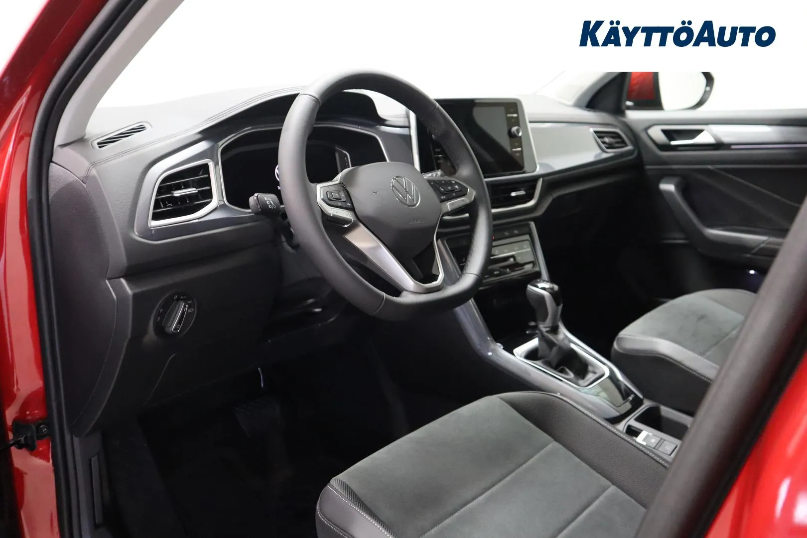 Volkswagen T-Roc ZPP-774 carousel image