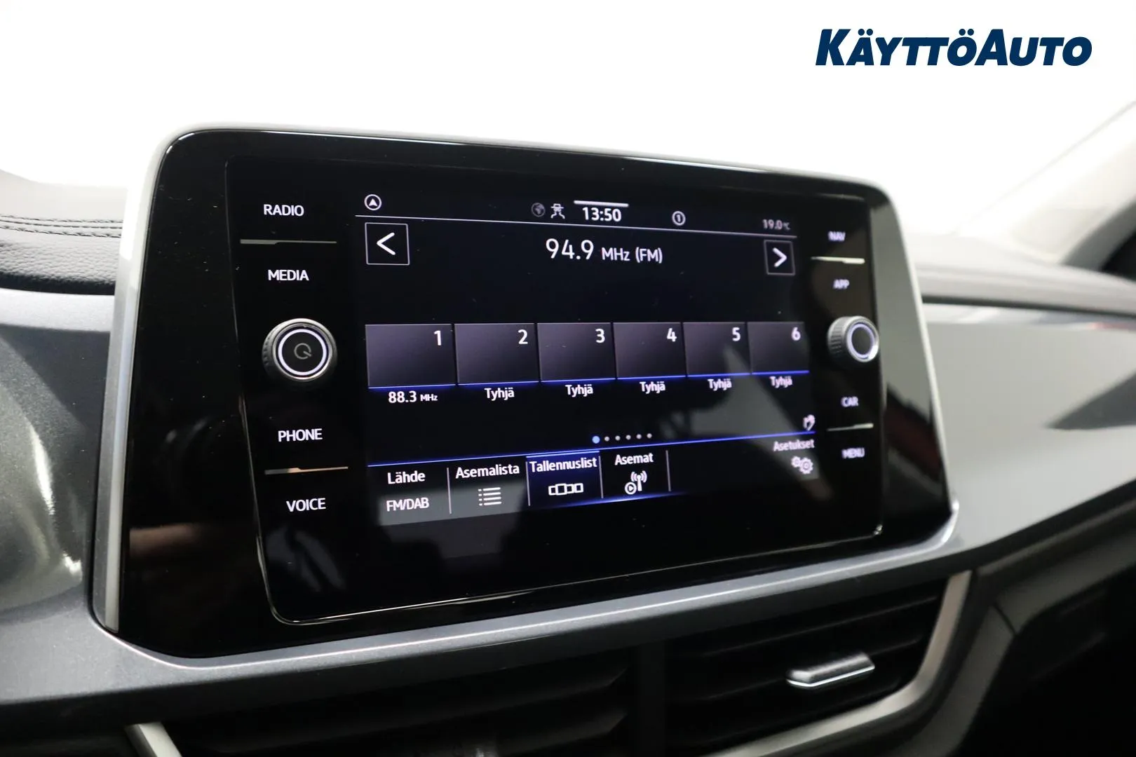 Volkswagen T-Roc ZPP-774 carousel image