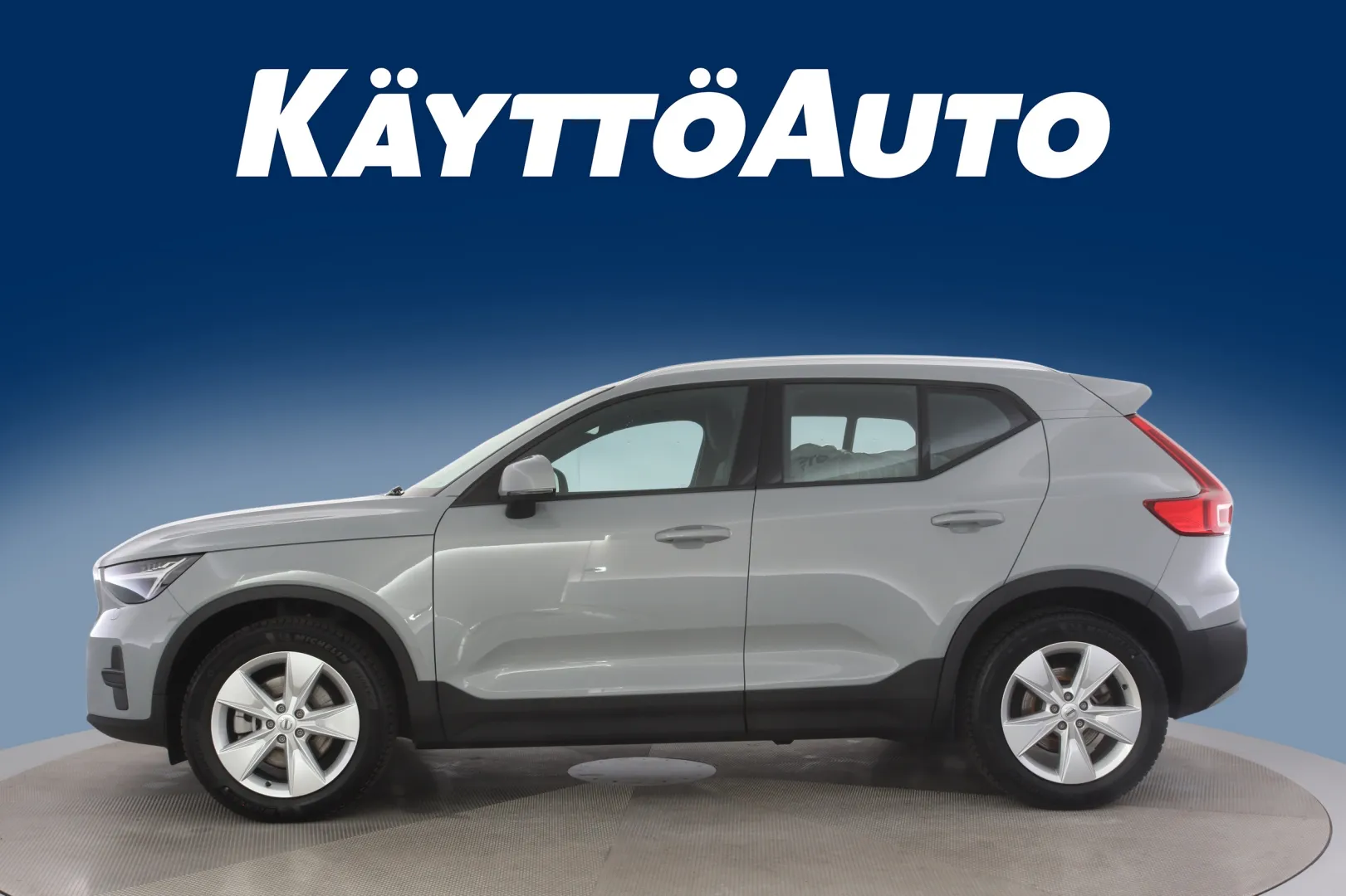 VOLVO XC40 CRU-379 carousel image