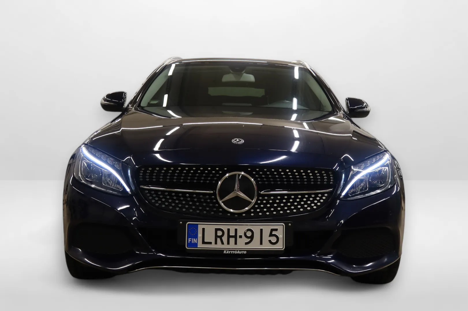 Mercedes-Benz C LRH-915 carousel image