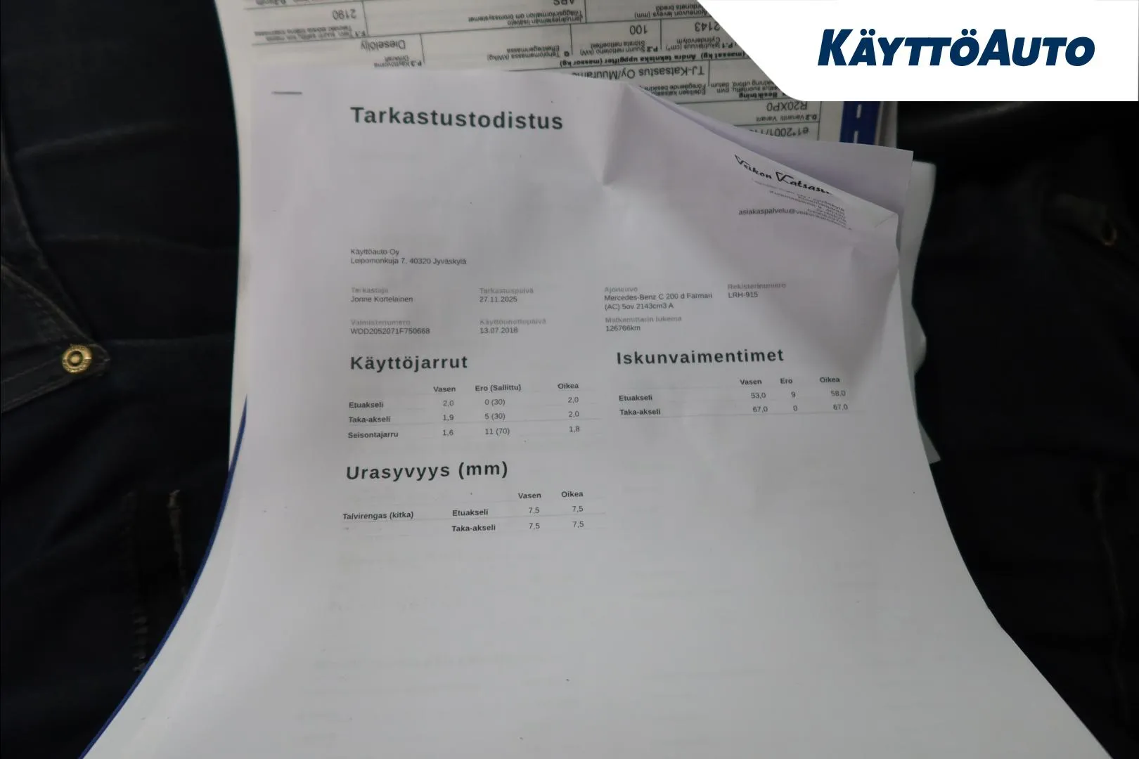 Mercedes-Benz C LRH-915 carousel image