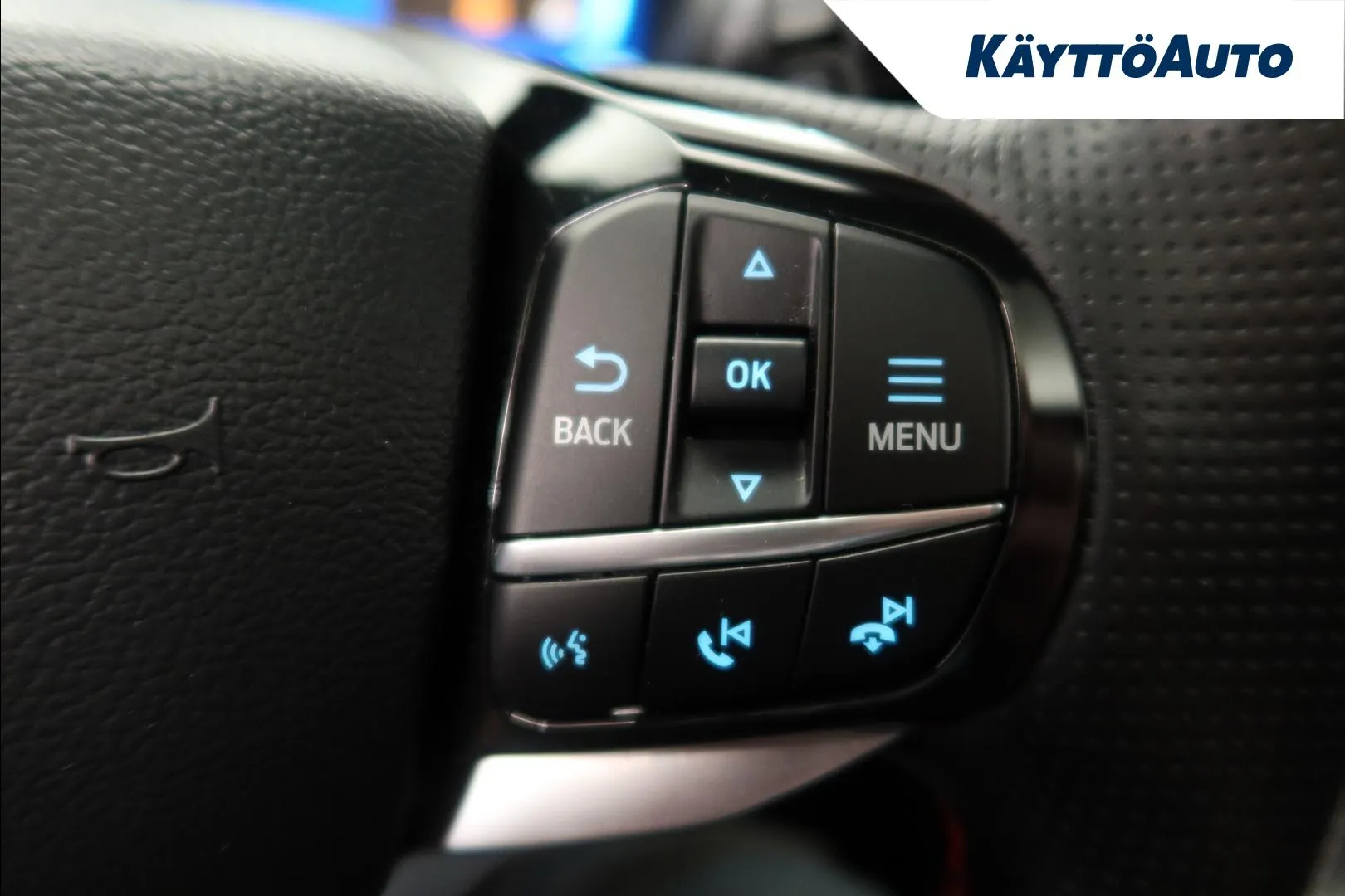 Ford Explorer IPK-902 carousel image