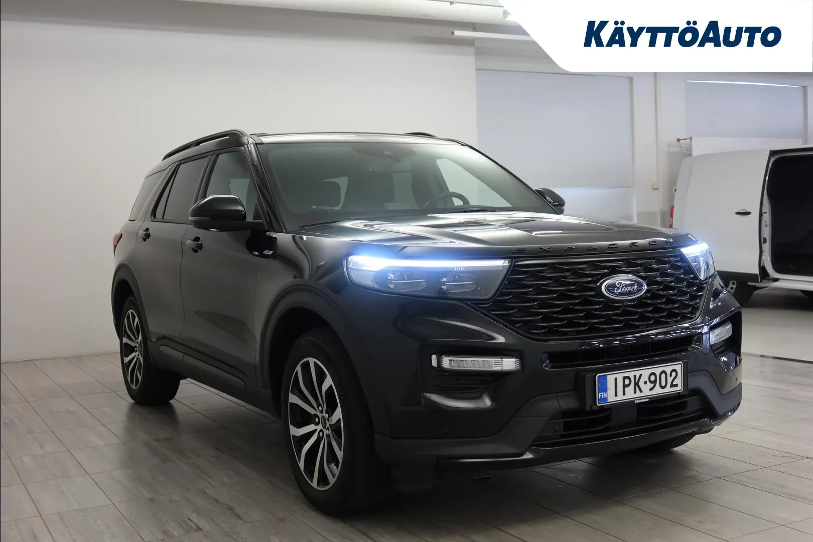 Ford Explorer IPK-902 carousel image