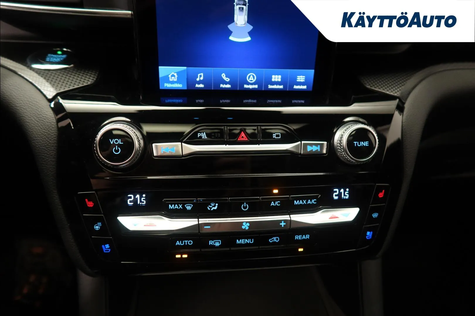 Ford Explorer IPK-902 carousel image