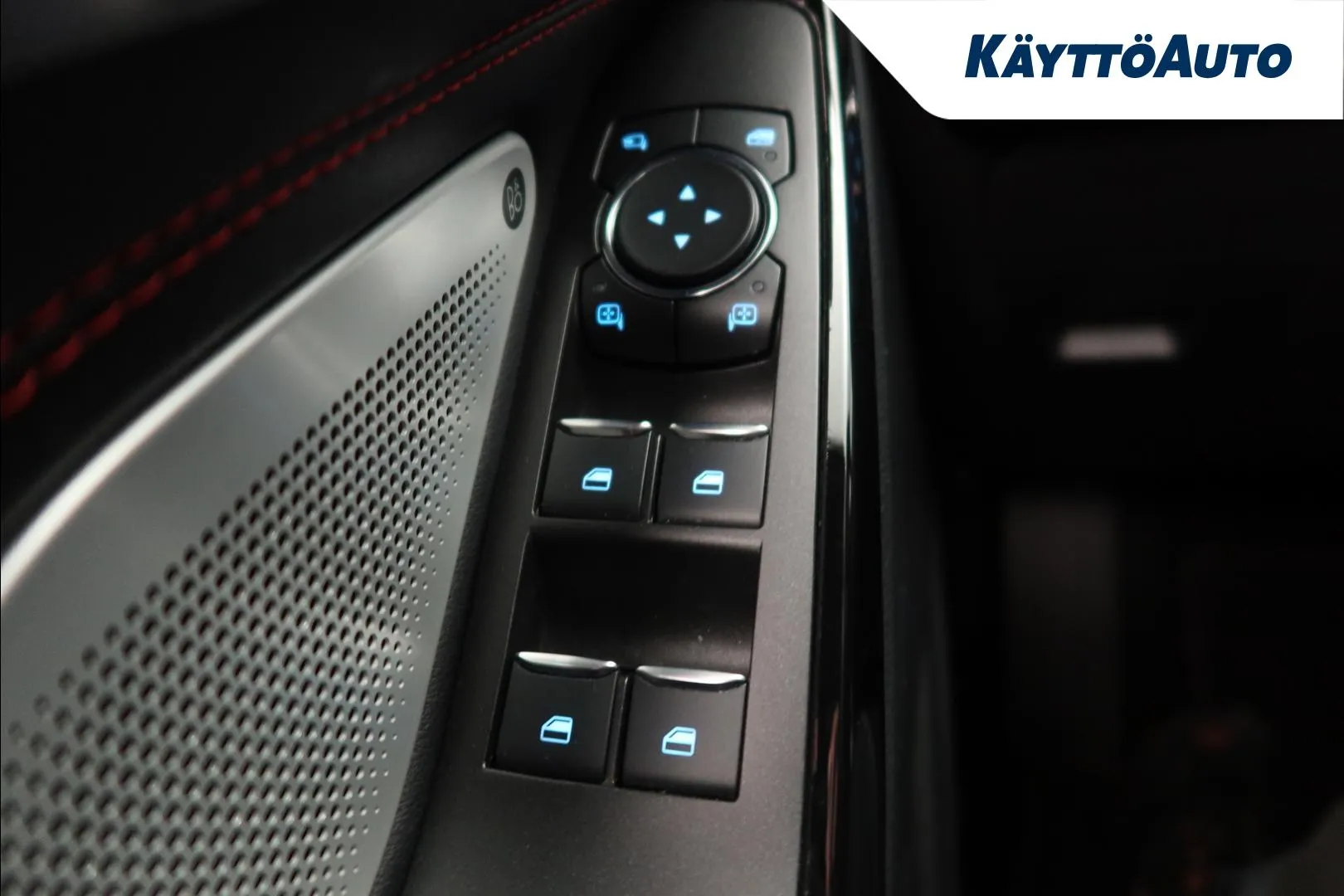 Ford Explorer IPK-902 carousel image