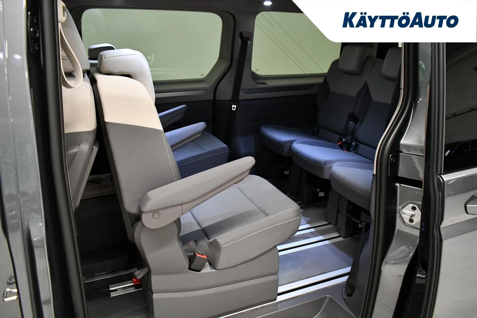 Volkswagen Multivan CSP-130 carousel image