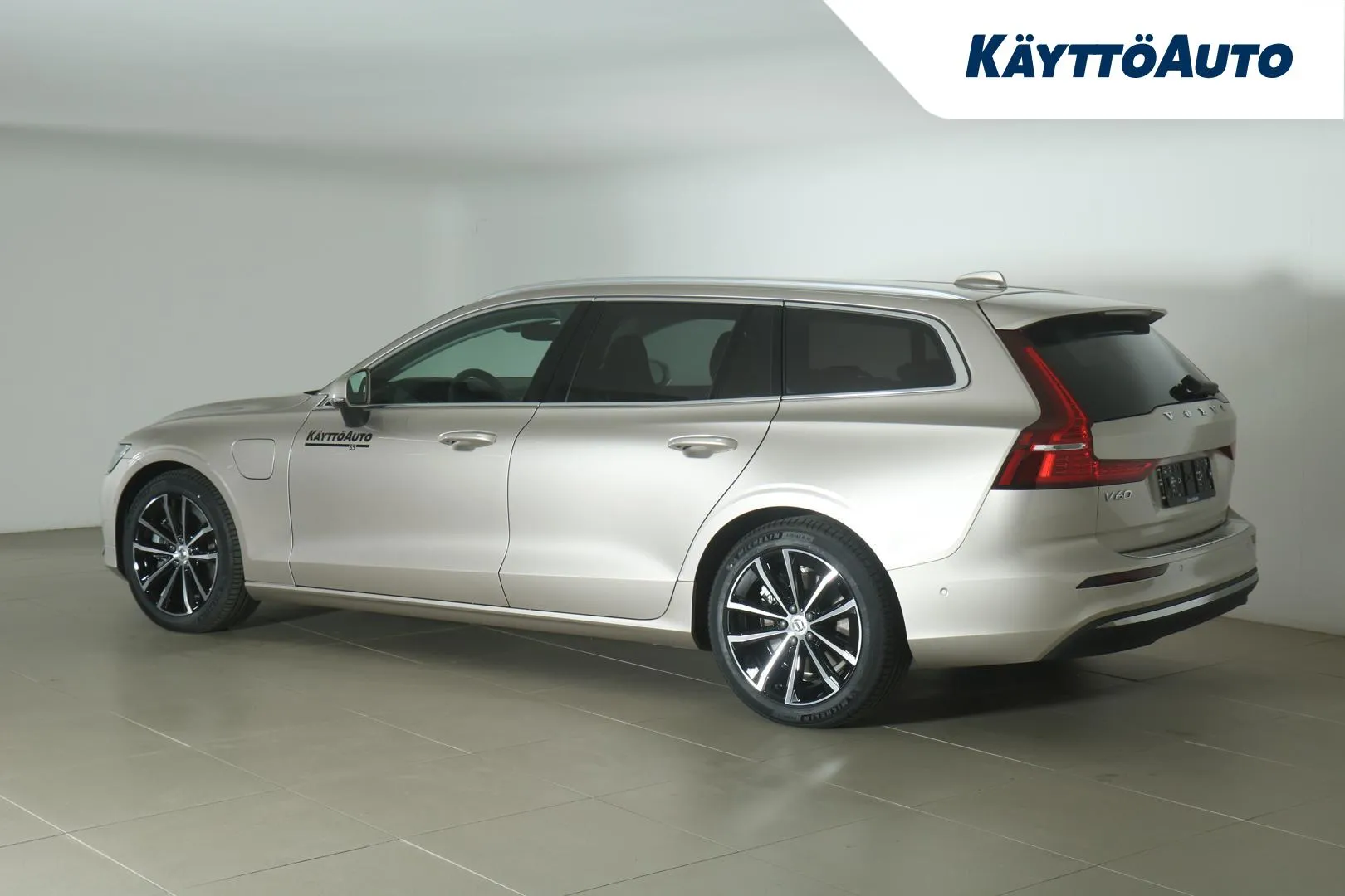 Volvo V60 ISM-356 carousel image