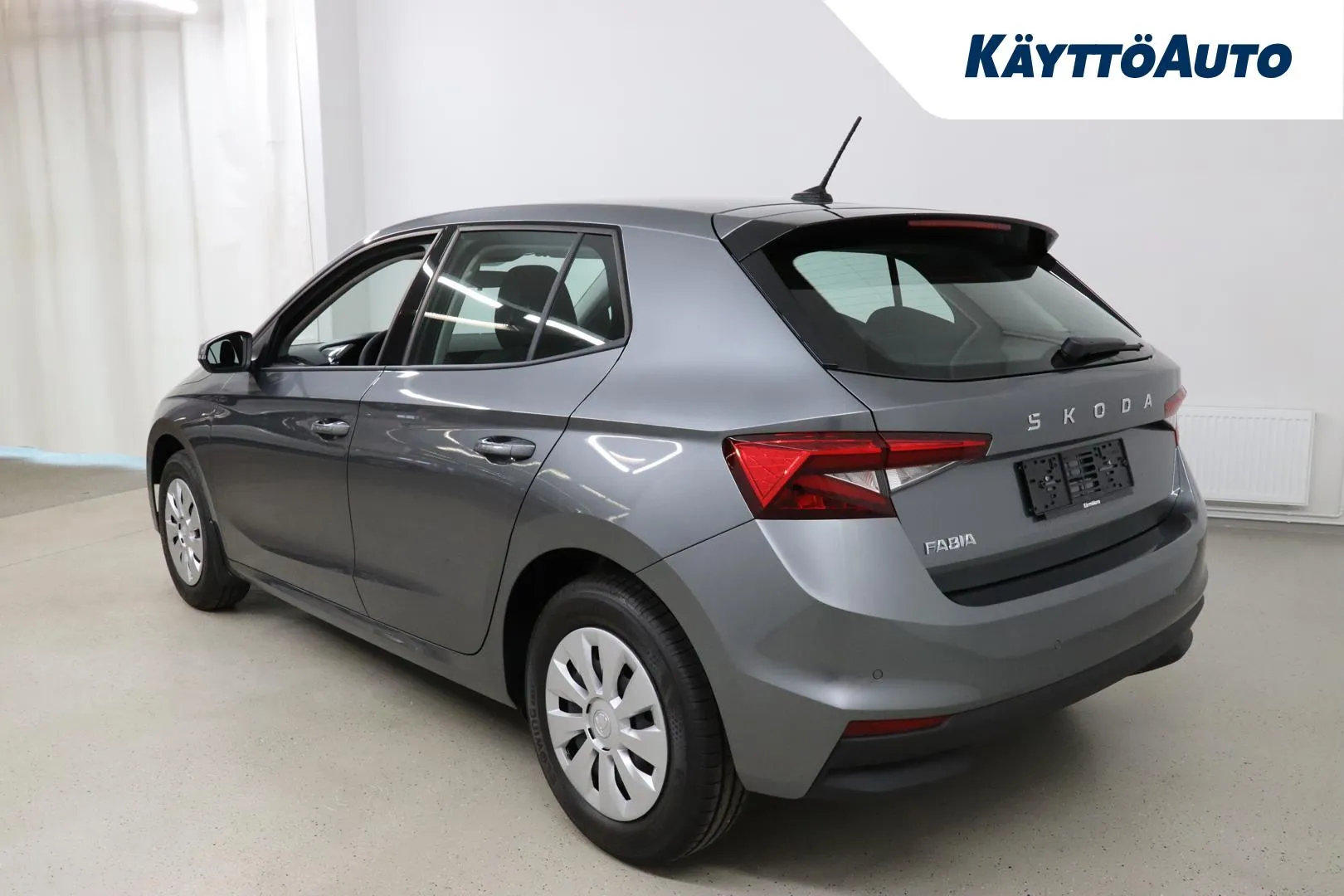 Skoda Fabia RXE-638 carousel image