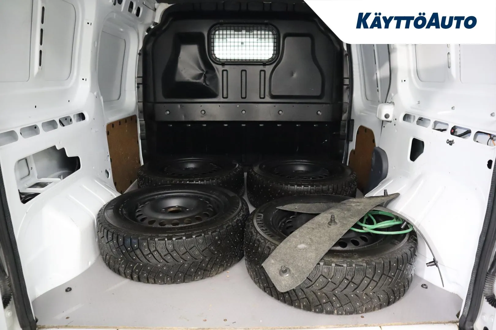 FORD Transit Connect OTJ-828 carousel image