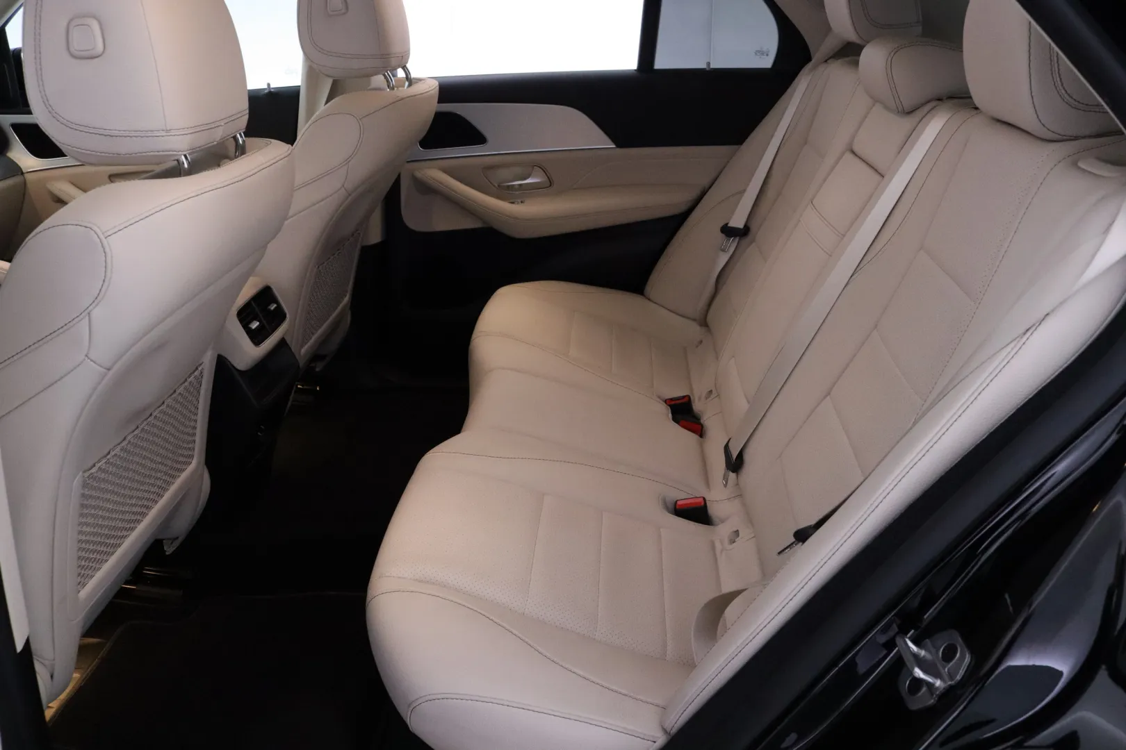 MERCEDES-BENZ GLE XRJ-463 carousel image