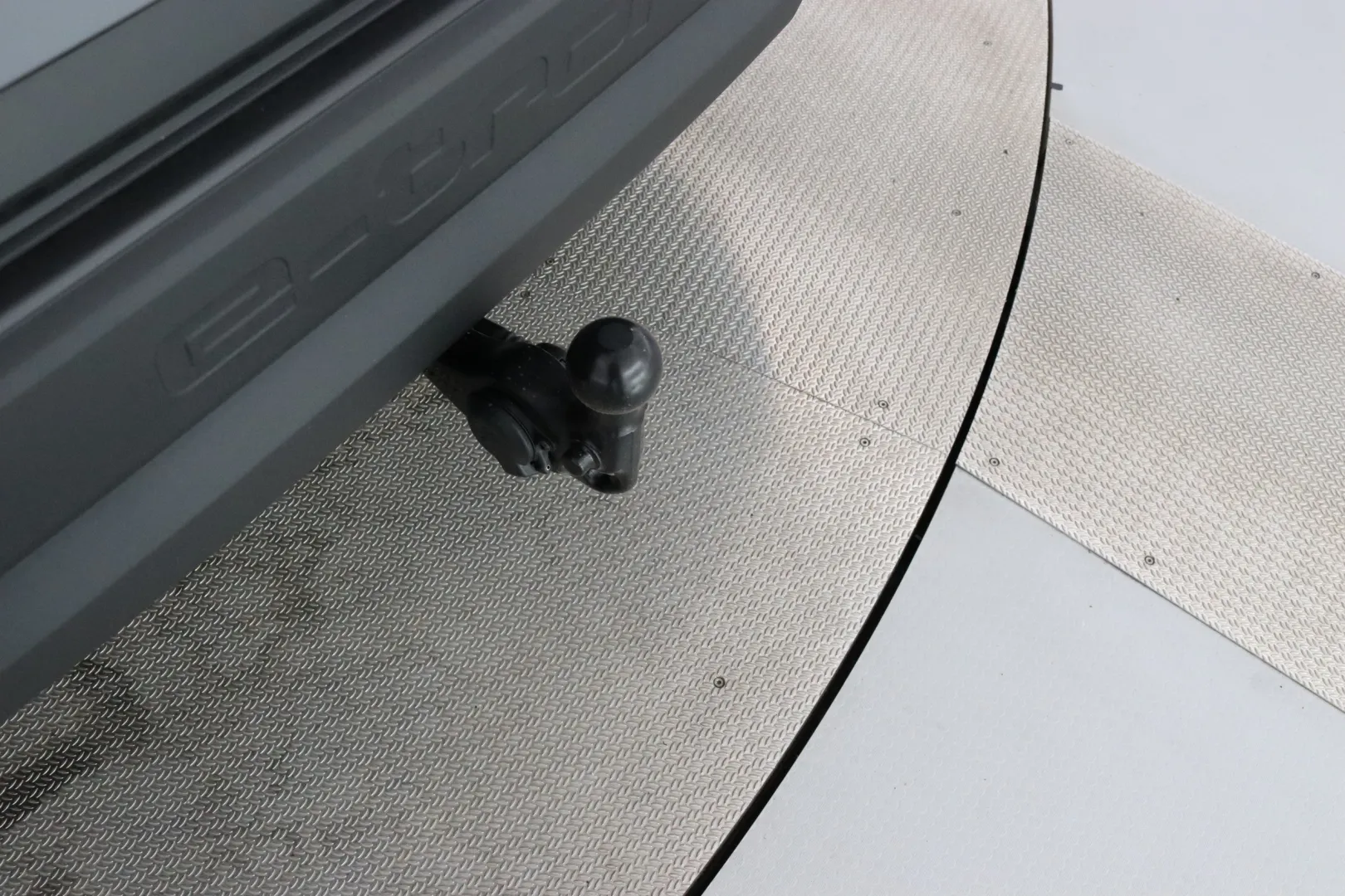 Audi Q4 e-tron SZK-932 carousel image