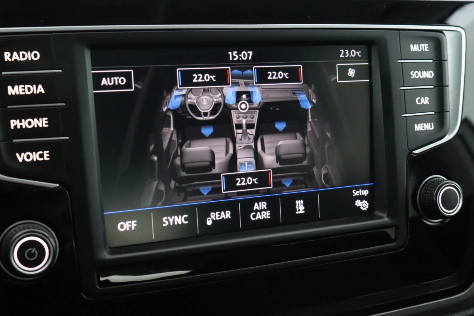 VOLKSWAGEN Touran GNV-483 carousel image