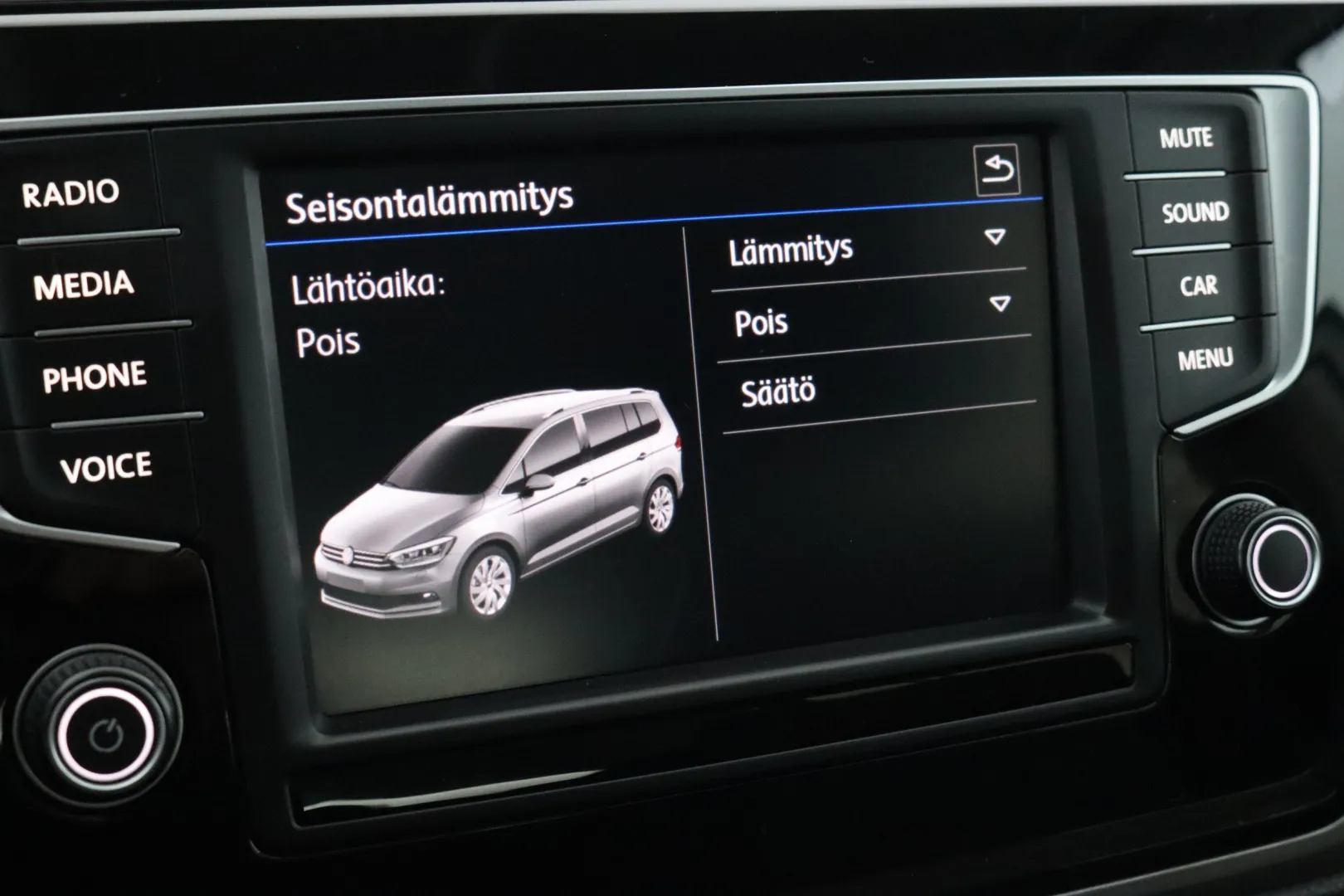 VOLKSWAGEN Touran GNV-483 carousel image