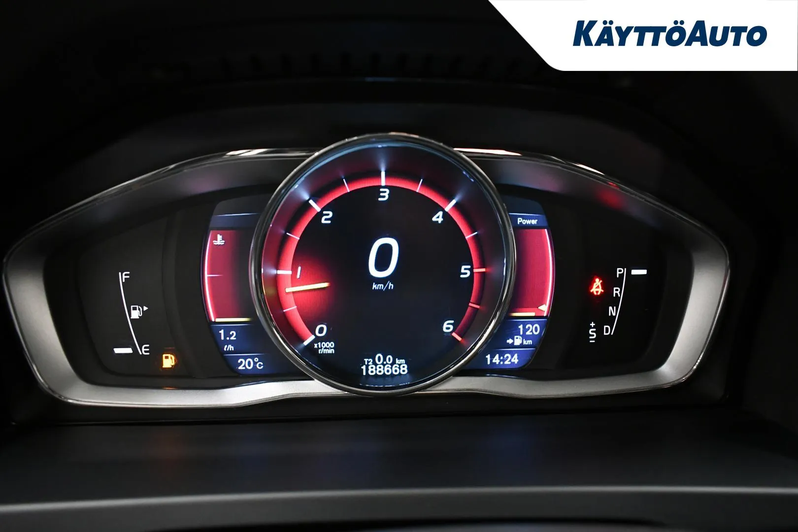 VOLVO V60 Cross Country NKA-293 carousel image