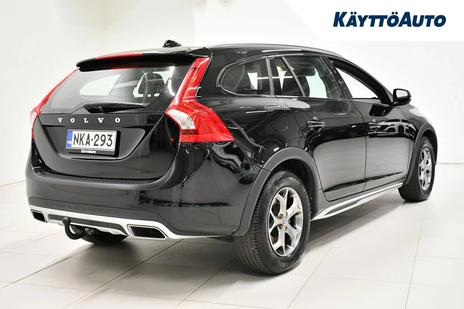 VOLVO V60 Cross Country NKA-293 carousel image