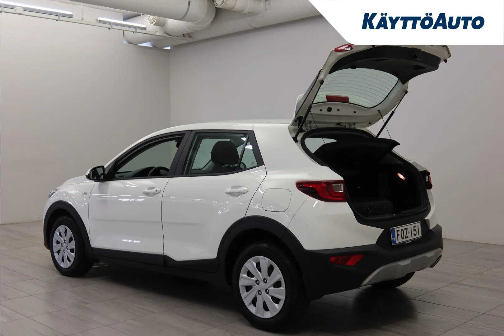 Kia Stonic FOZ-151 carousel image