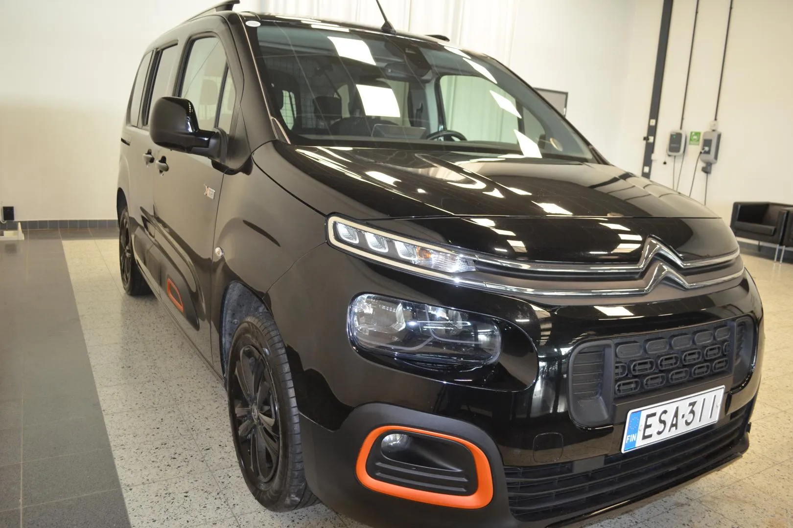 CITROEN Berlingo Multispace ESA-311 carousel image