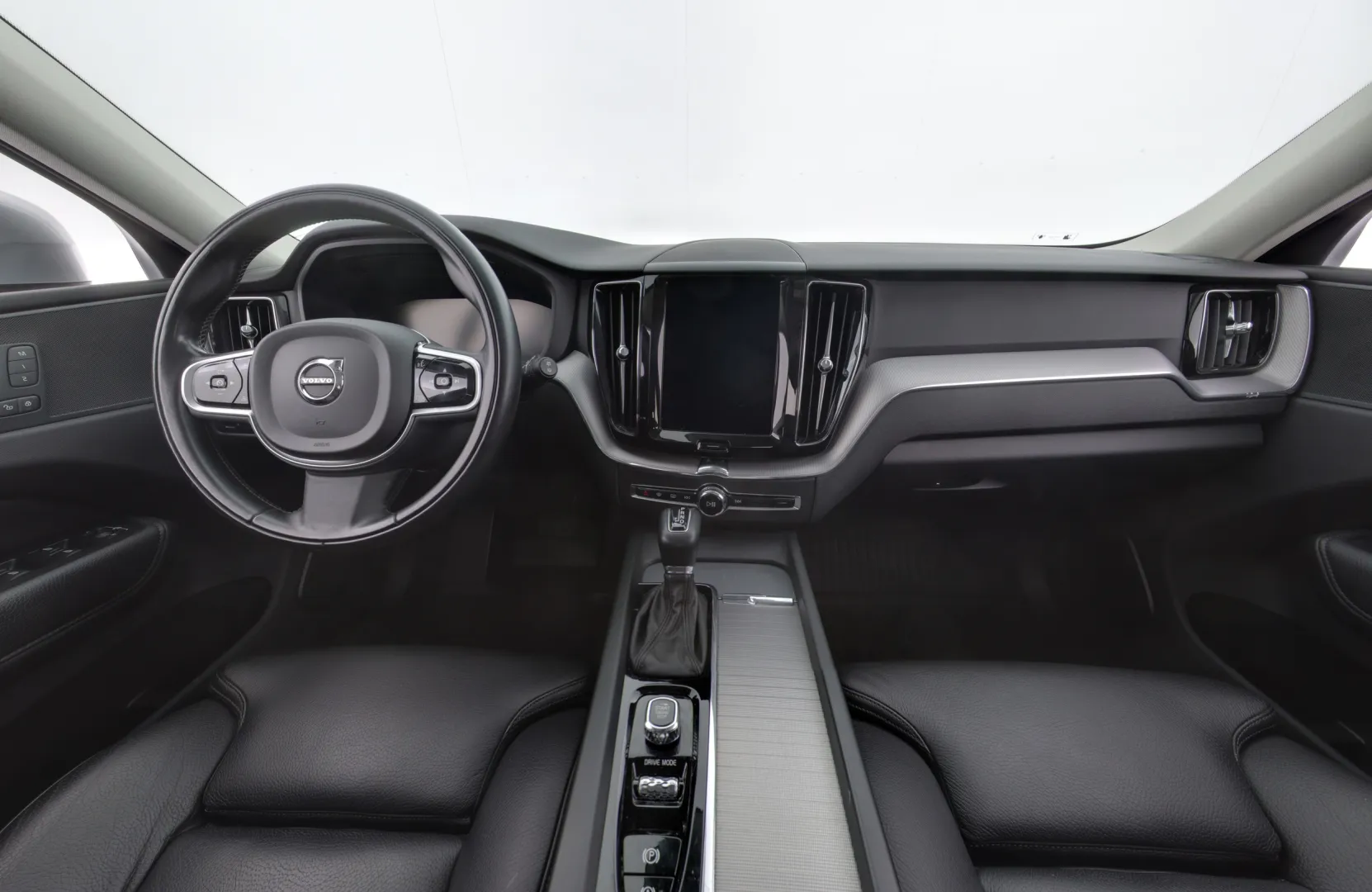 Volvo XC60 JKT-469 carousel image