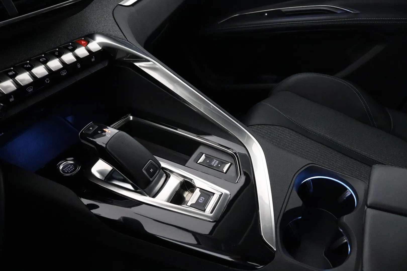 PEUGEOT 5008 XXK-870 carousel image
