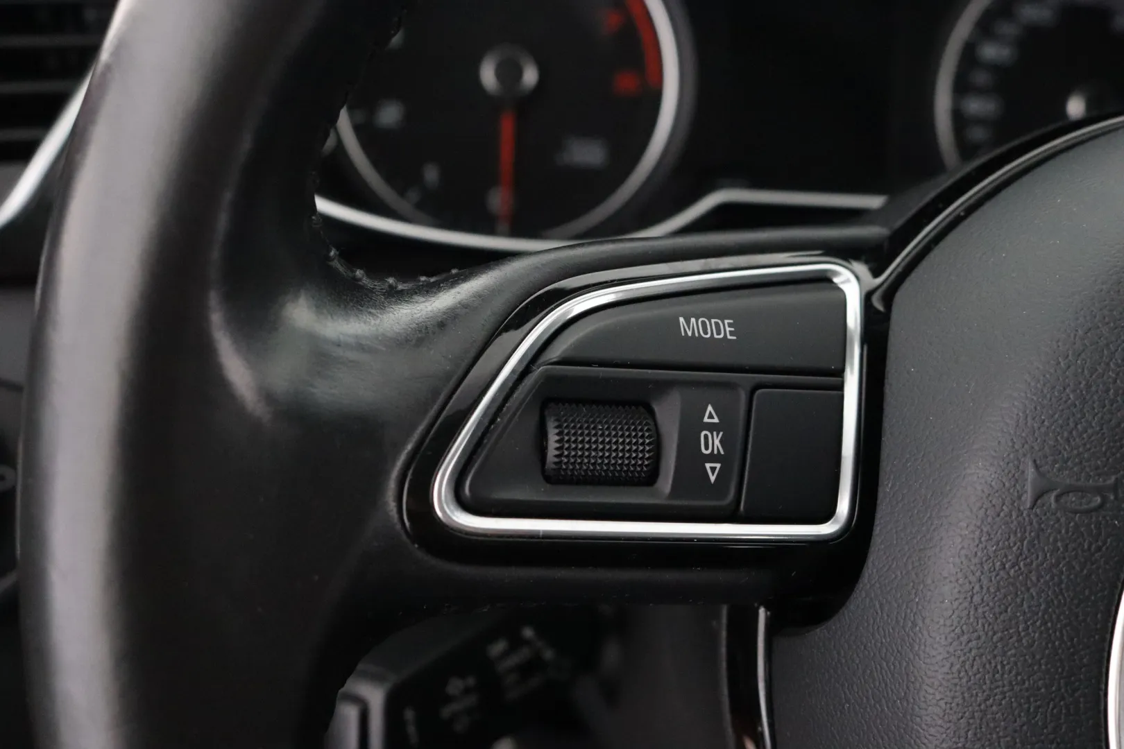AUDI A4 VXP-739 carousel image