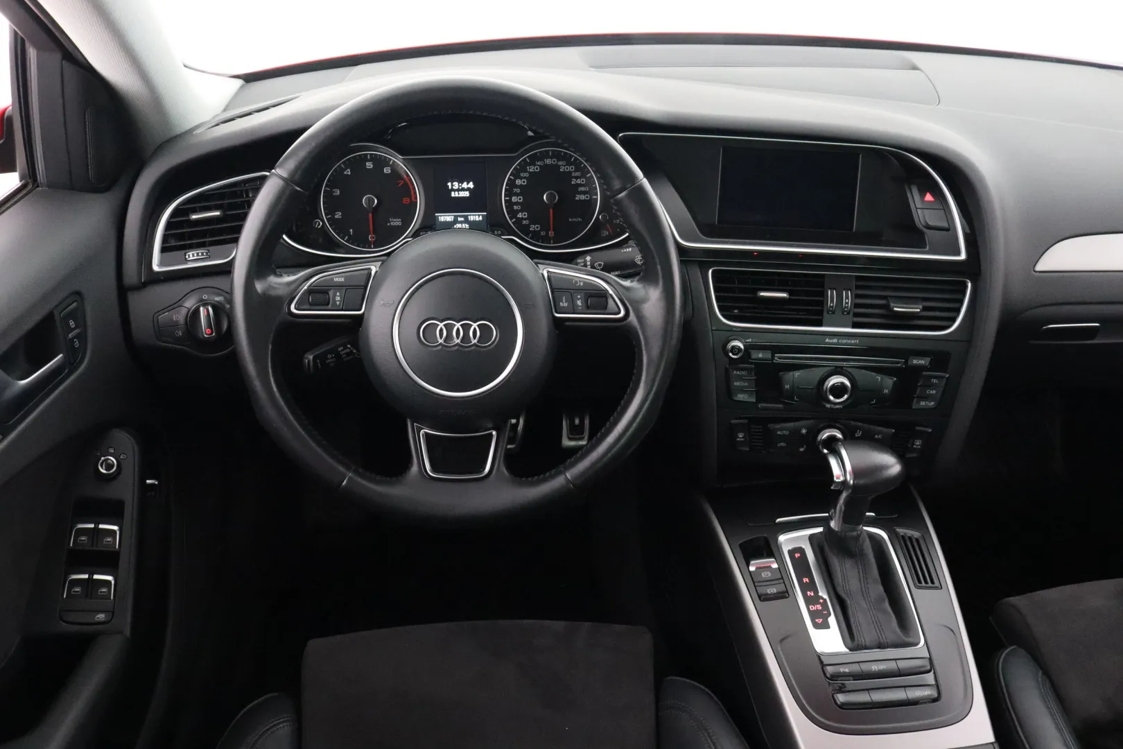 AUDI A4 VXP-739 carousel image