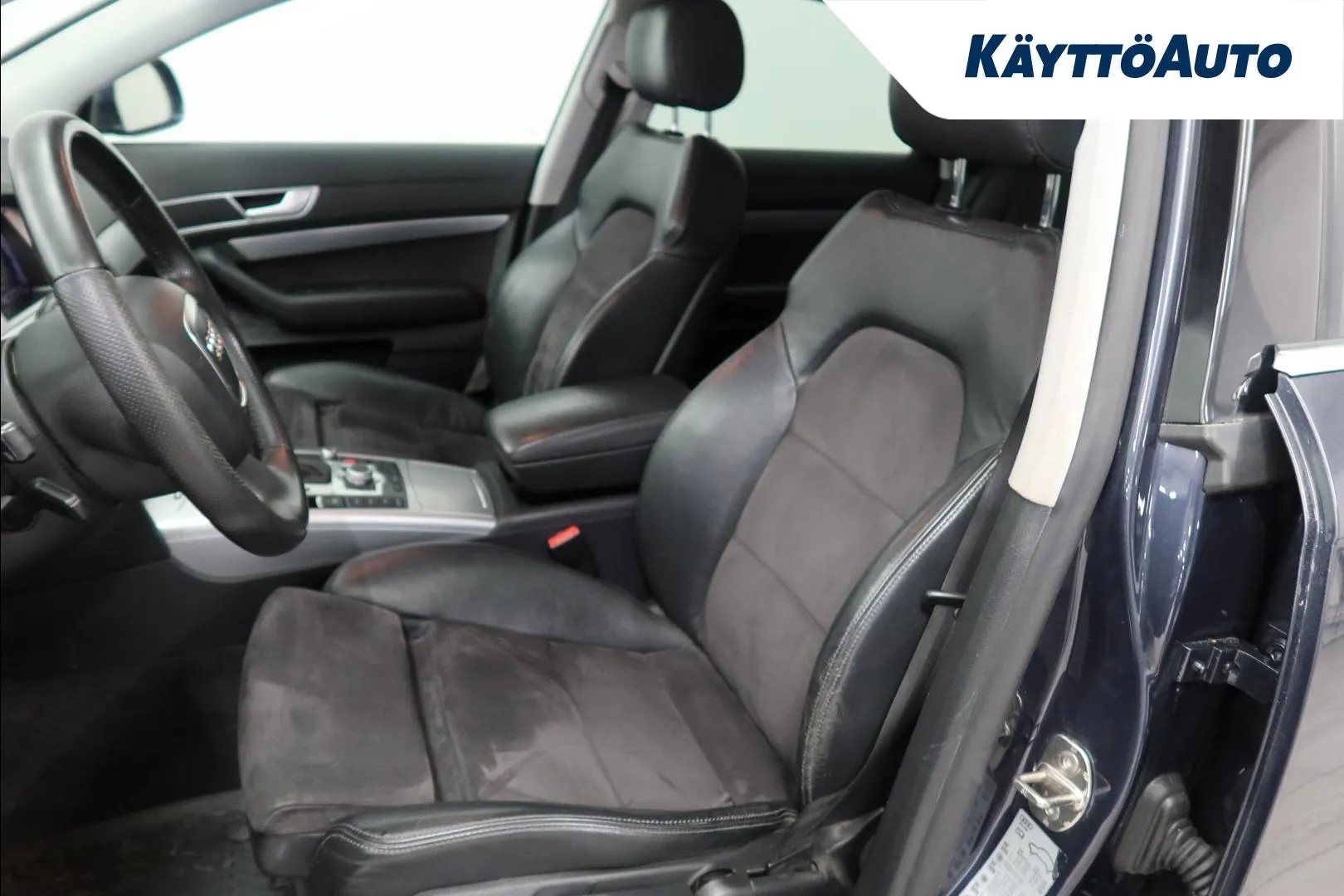 AUDI A6 YVU-963 carousel image