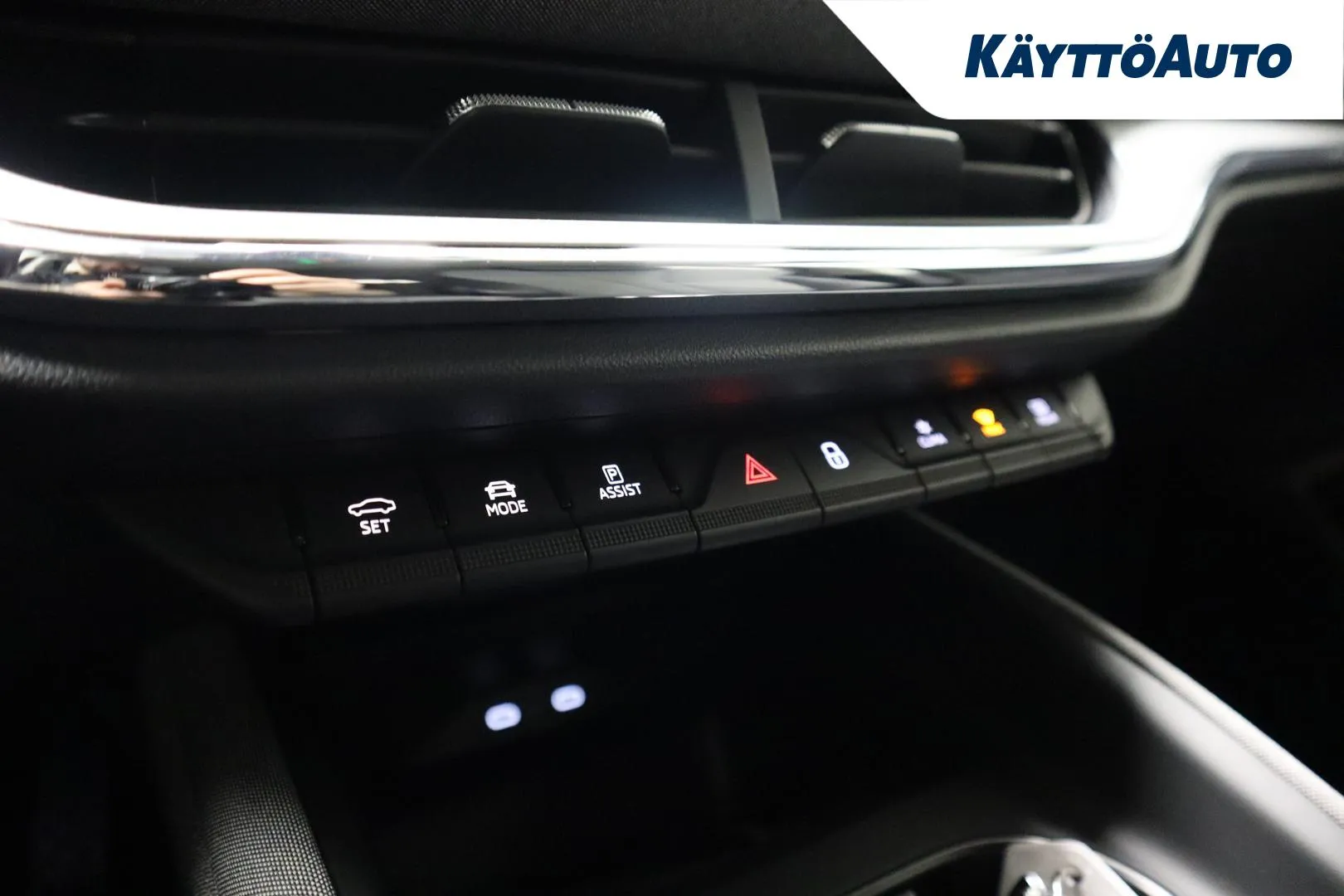 SKODA Enyaq NMV-877 carousel image