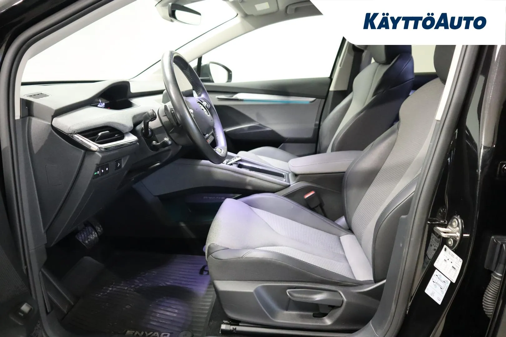 SKODA Enyaq NMV-877 carousel image