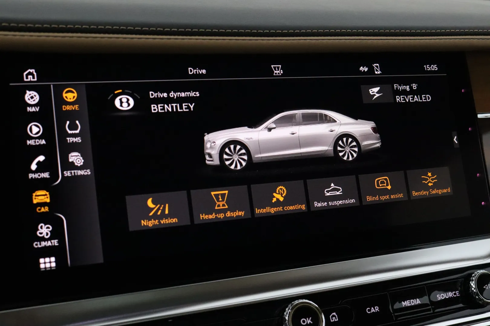 BENTLEY Flying Spur NNL-152 carousel image