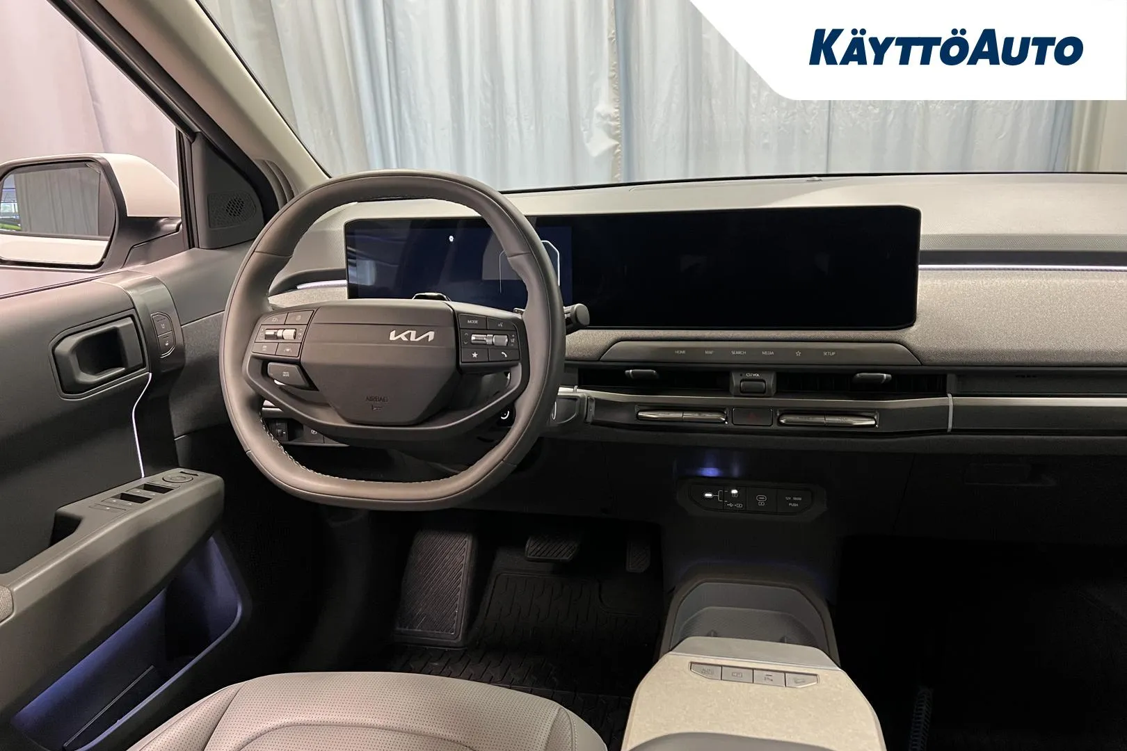 KIA EV3 EVJ-260 carousel image